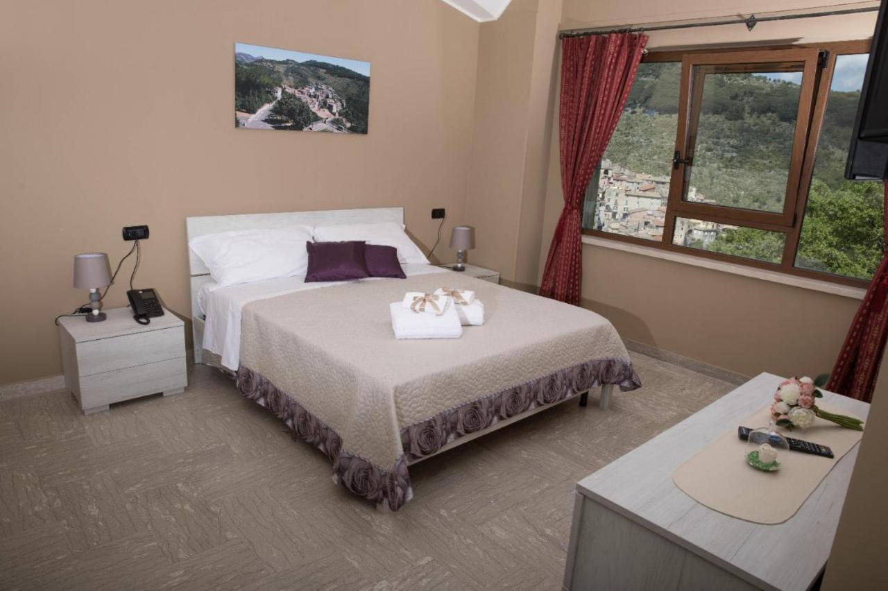 Hotel Divino Bistrot E Relais Lenola Exteriér fotografie