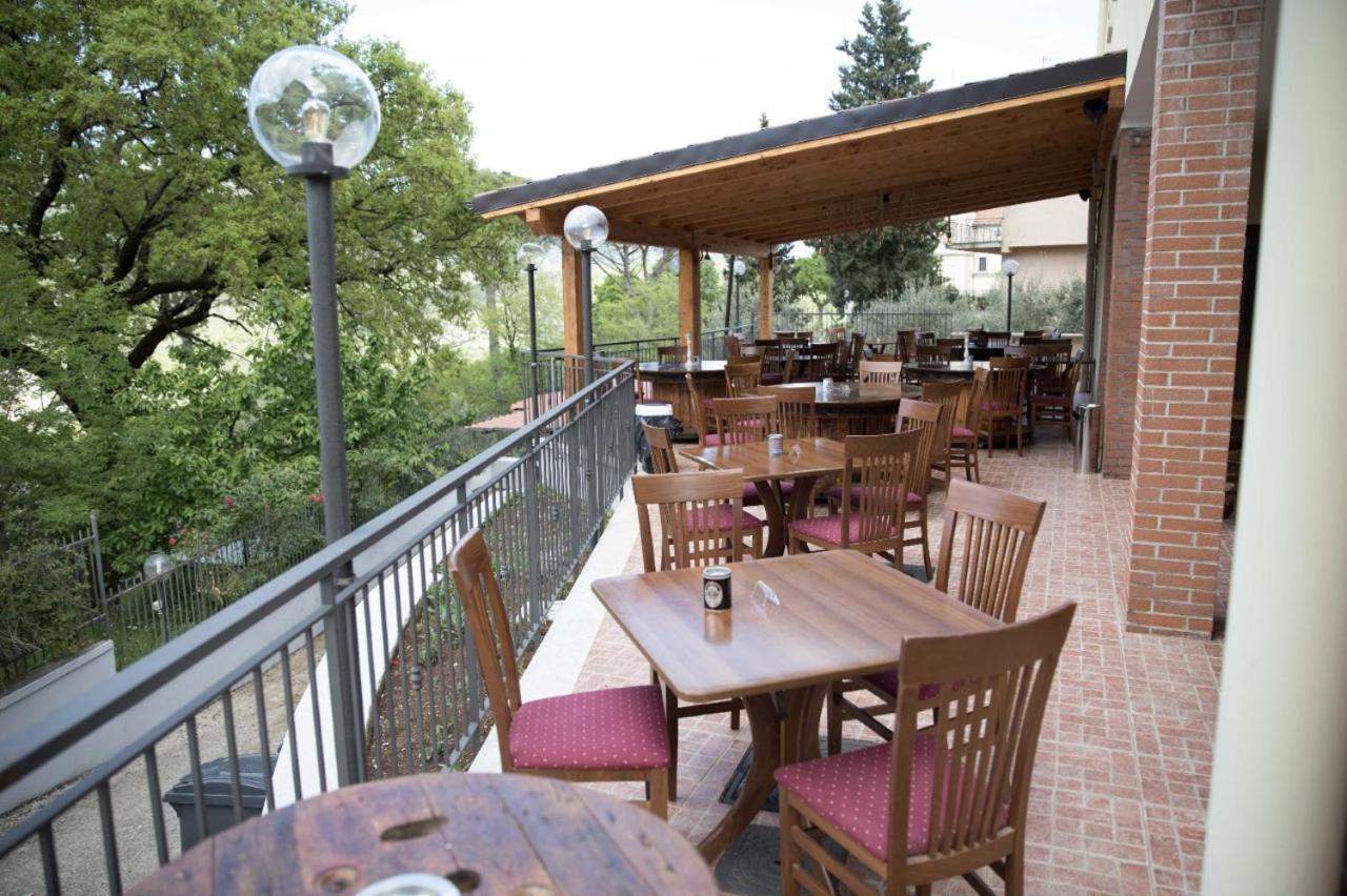 Hotel Divino Bistrot E Relais Lenola Exteriér fotografie