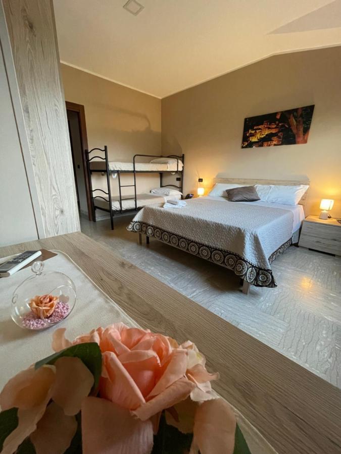 Hotel Divino Bistrot E Relais Lenola Exteriér fotografie